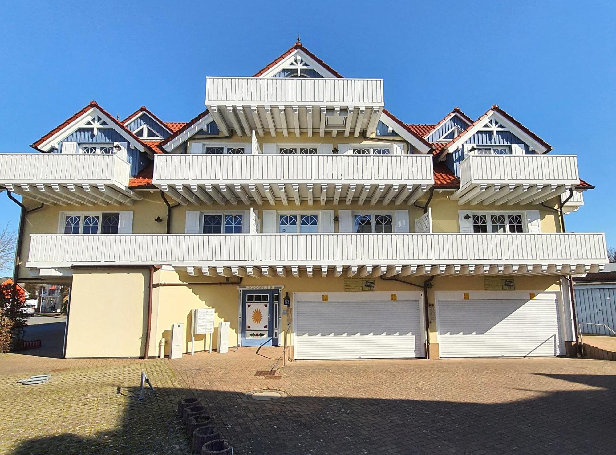 Fritz_Reuter_Str_Sonnenuhr_Wg_5 Apartment Zingst Luaran gambar